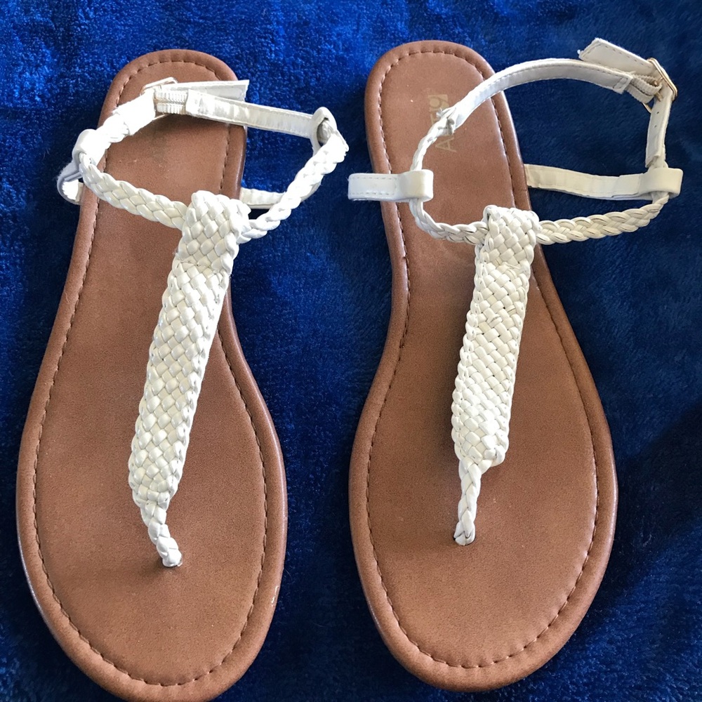 White Apt9 sandals